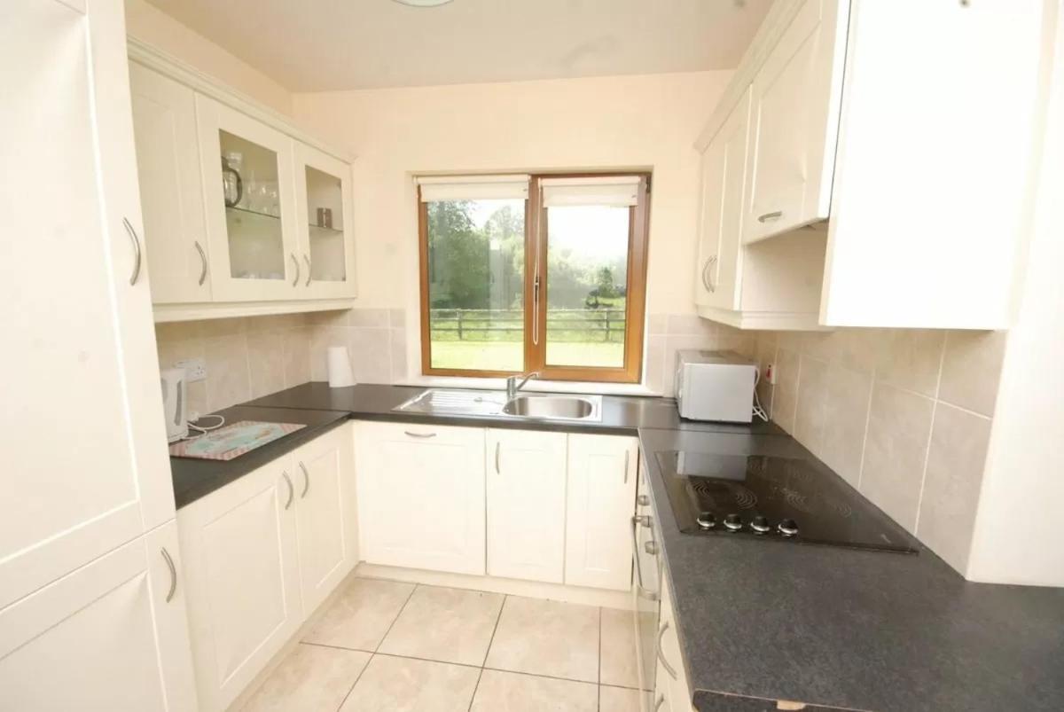 No 2 Ardnagashel Woods Villa Ballylickey Exterior photo